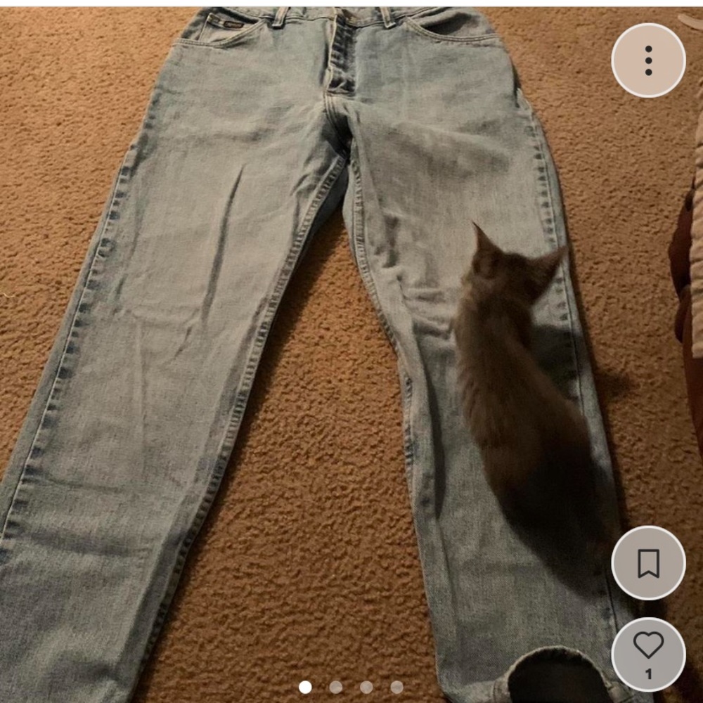 vintage wrangler jeans. men’s (idk the size)
